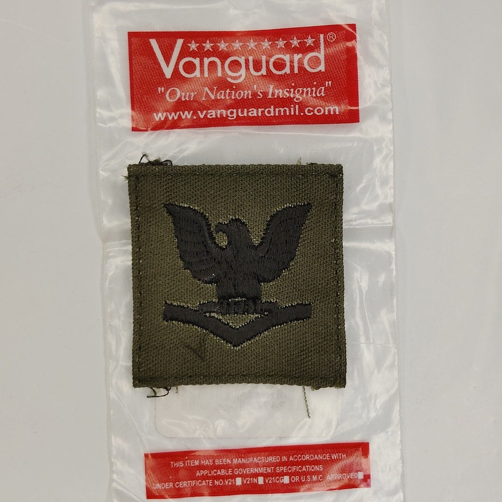 Vintage US Navy PO3 E‑4 Subdued Collar Device 2" Embroidered Patch Vanguard