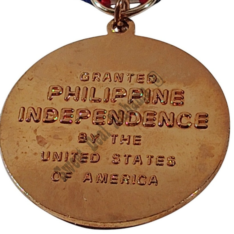 U.S. Philippine Independence Medal Pinback, 1-1/2"D x 3-3/8"H Overall, 7-4-46