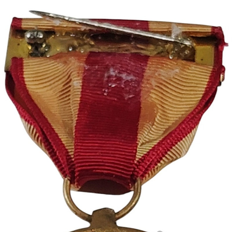 Marine Corps Expeditions Service Medal w/ Pinback, 1-3/8"D x 3"H Overall
