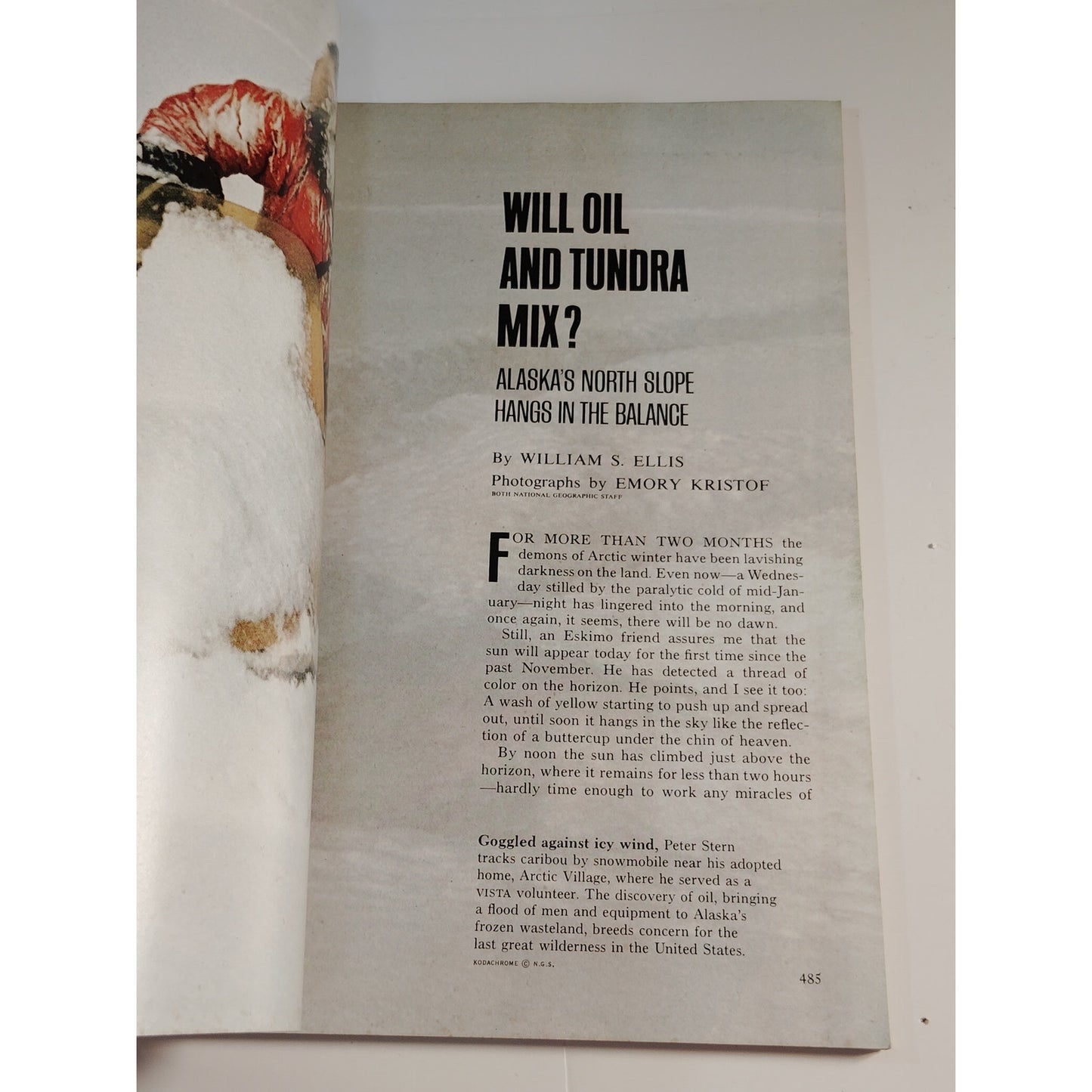 National Geographic Magazine – October 1971, Ganges River, Sea Otters, Hong Kong