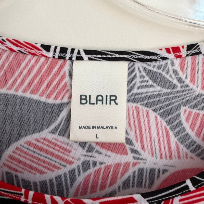 Blair Red Black White Leaf Print Short Sleeve Top Size L Women's Blouse