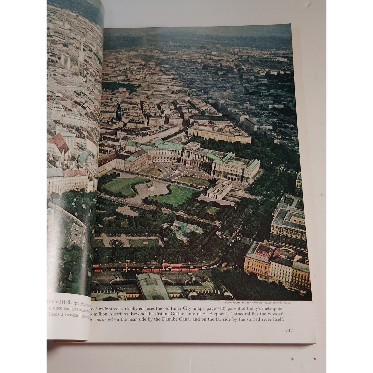 National Geographic Magazine – June 1968, Morocco, Mexico, Maine, Vienna
