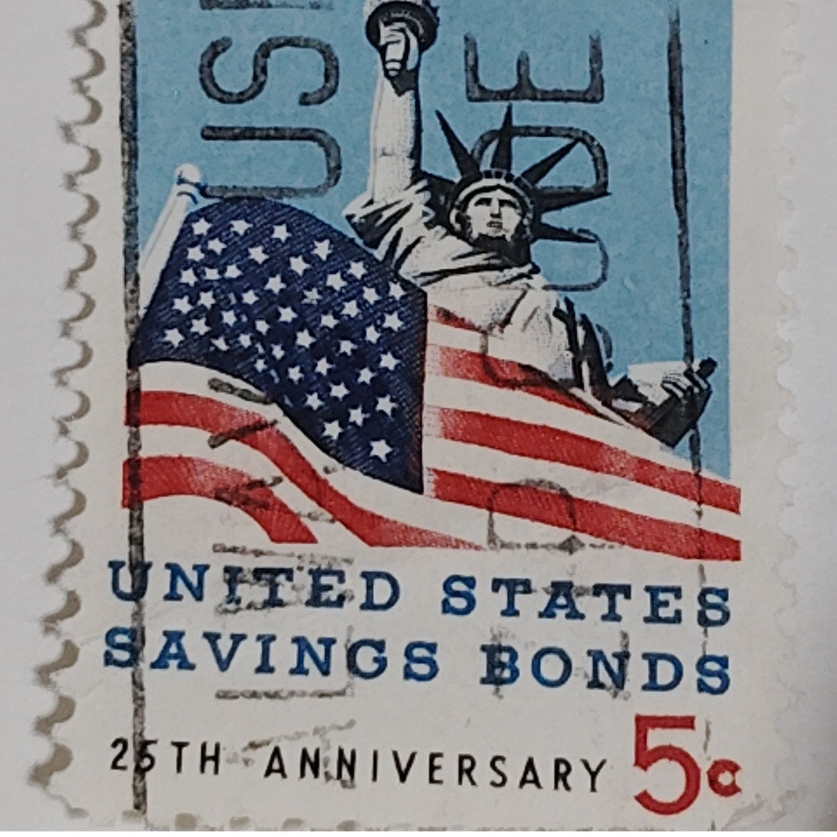 1966 Scott #1320 – 5¢ U.S. Savings Bonds / Servicemen Tribute – 25th Anniversary