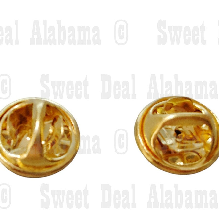 Armored Personnel Carrier (APC) M-113 Vehicle Hat, Lapel Pin 1-1/4"W x 3/4"H
