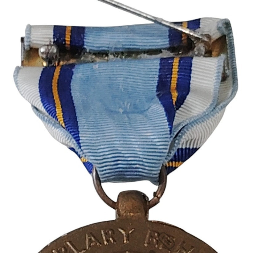 Air Reserve Medal (For Meritorious Achievement) Pinback, 1-7/16"D x 3"H Overall