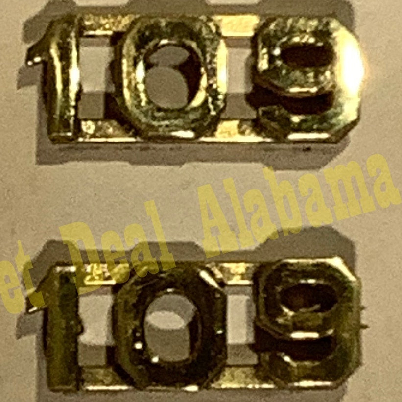Early 1900s Brass C-Clasp Number "109" Collar Device 3/8"H Hat / Lapel Pins Set