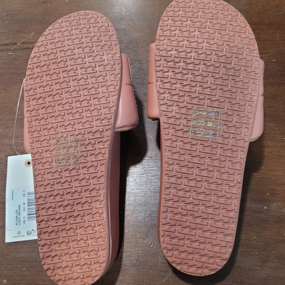 Billabong Women’s Alana Slide Sandal – Sweet Tea Brown, Size 5