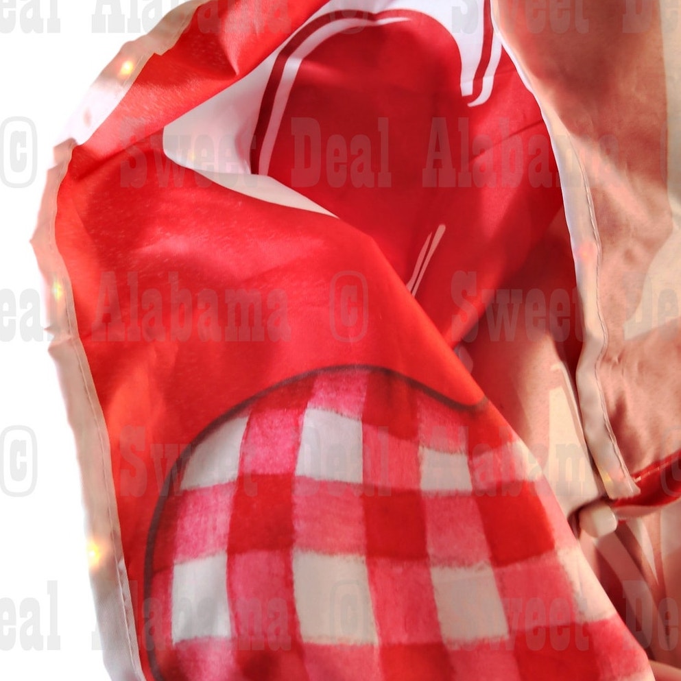 Vertical Welcome Banner – Red with Checkered Heart, Lighted Down The Sides