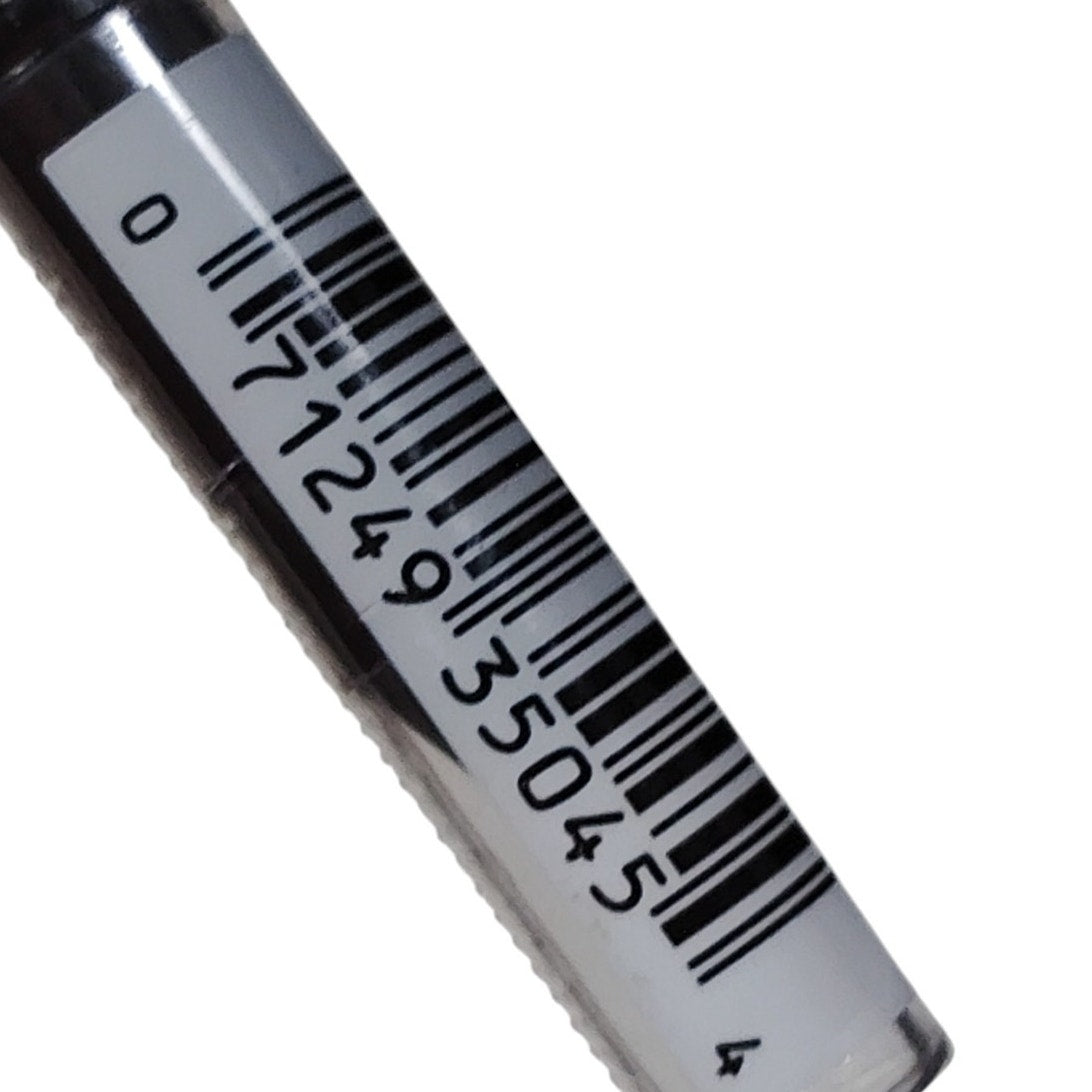 2× L'Oréal Paris Colour Riche Matte Lip Liners – 106 Strike a Matte-Ch, Creamy Nude Matte, 0.04 oz