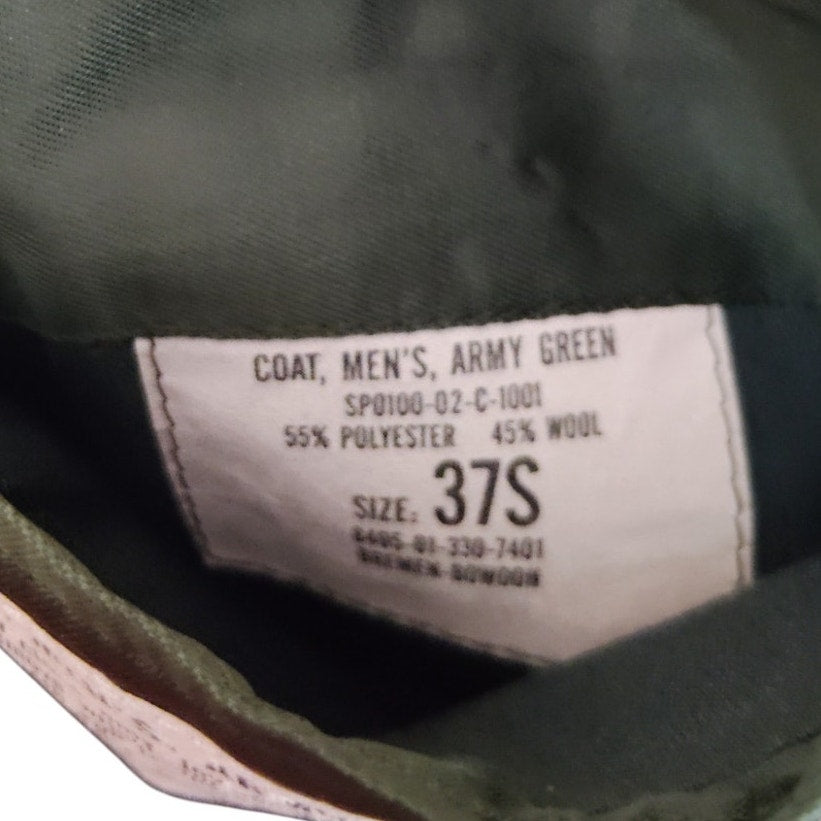 Men’s Army Green Class A Coat, 37S, Poly/Wool, w/ Unit & Qualification Patches