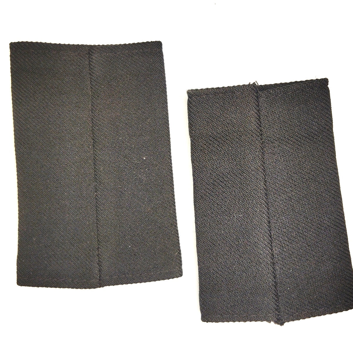 US Army Staff Sergeant E‑6 Shoulder Marks Gold on Black Small (Female) Pair