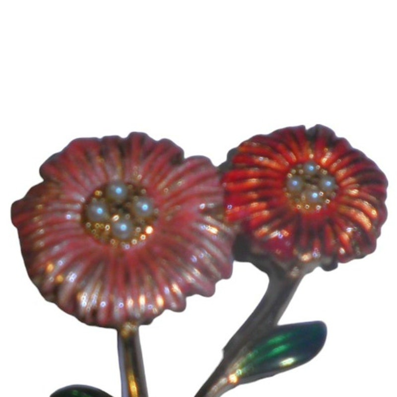Vintage Floral Brooch Pin, 4 Sm Pearl Anthers on Each Flower, Peach Shade Flowers