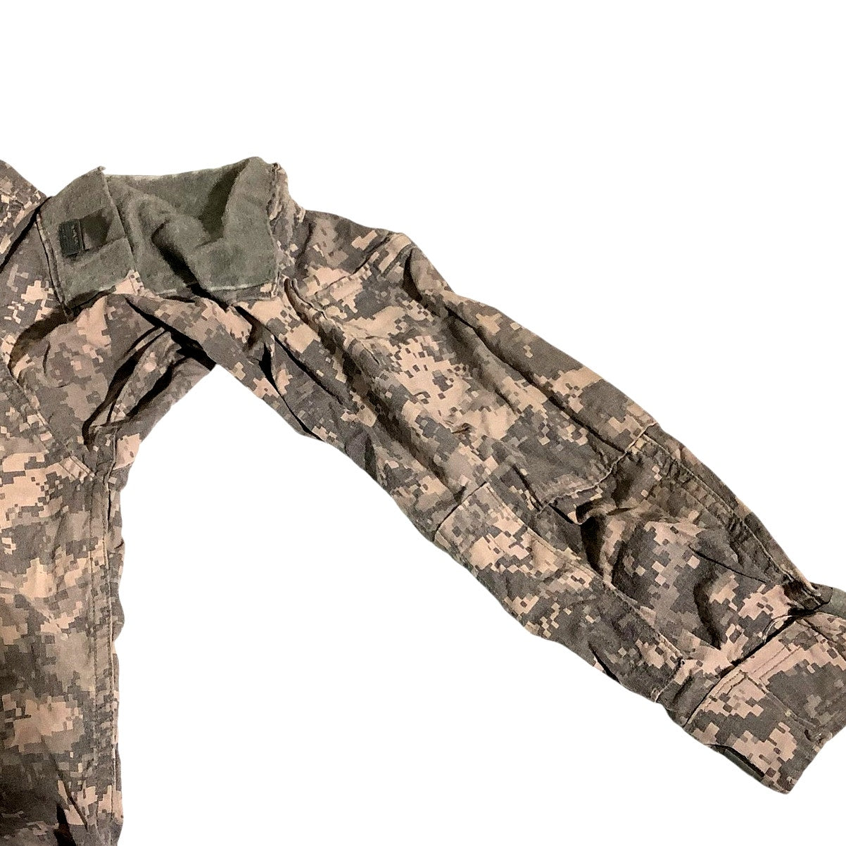 UNIVERSAL COAT, ARMY COMBAT UNIFORM, FLAME RESISTANT, EUC, SIZE: MEDIUM/LONG