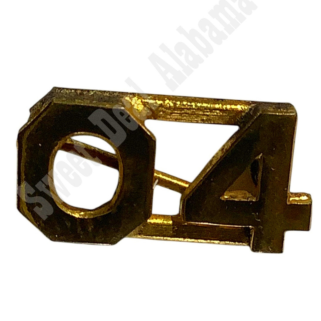 WWI Era Numeric "04", Brass Military C-Clasp Hat / Lapel / Collar Pins Set 3/8"H