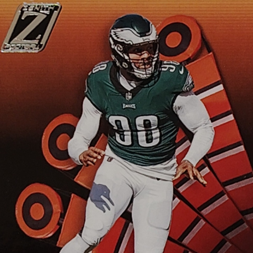 Robert Quinn, Philadelphia Eagles, NFL 2022 Panini-Zenith Card 42, EX/NM