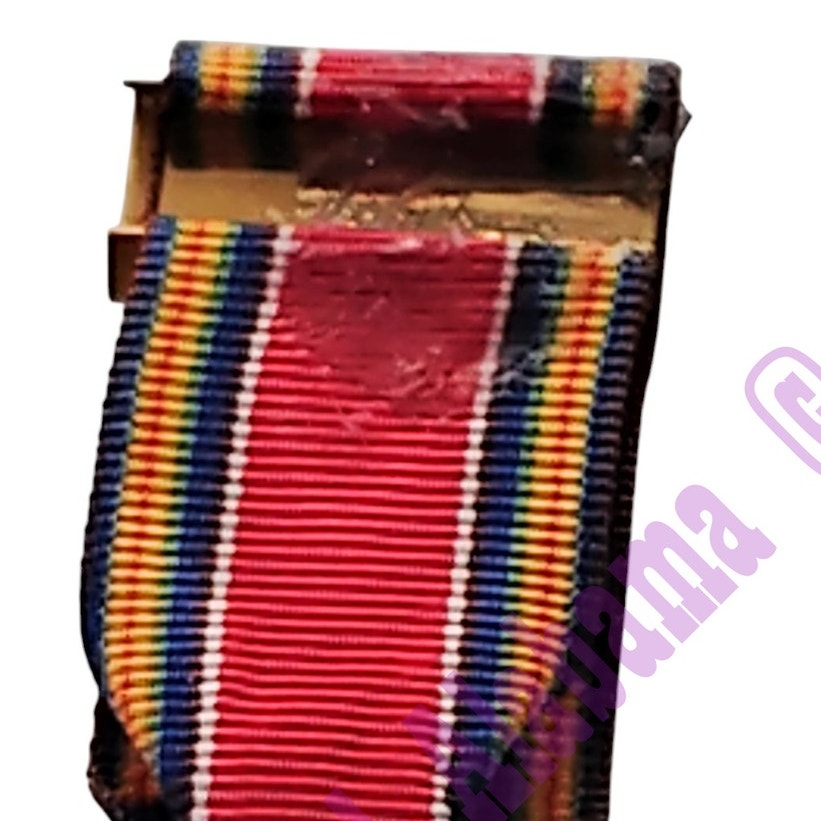 World War II Victory Mini Medal (3/4"D) Ribbon (3/4"W) Overall 2-1/4"H