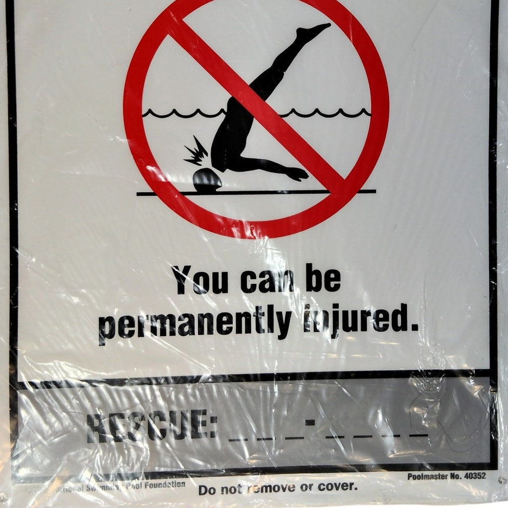 NSPF No Diving Sign – 12"x18" Safety Plaque for Residential/Commercial Pools – All-Weather Plastic