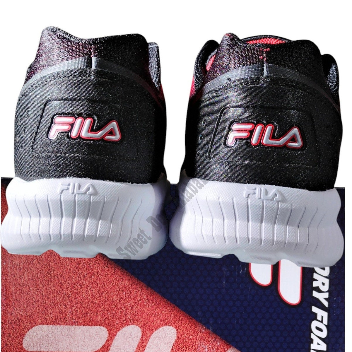 FILA Fantom 6 Men's Running Shoes, Memory Foam, Size 8.5, Red/Black, NIB