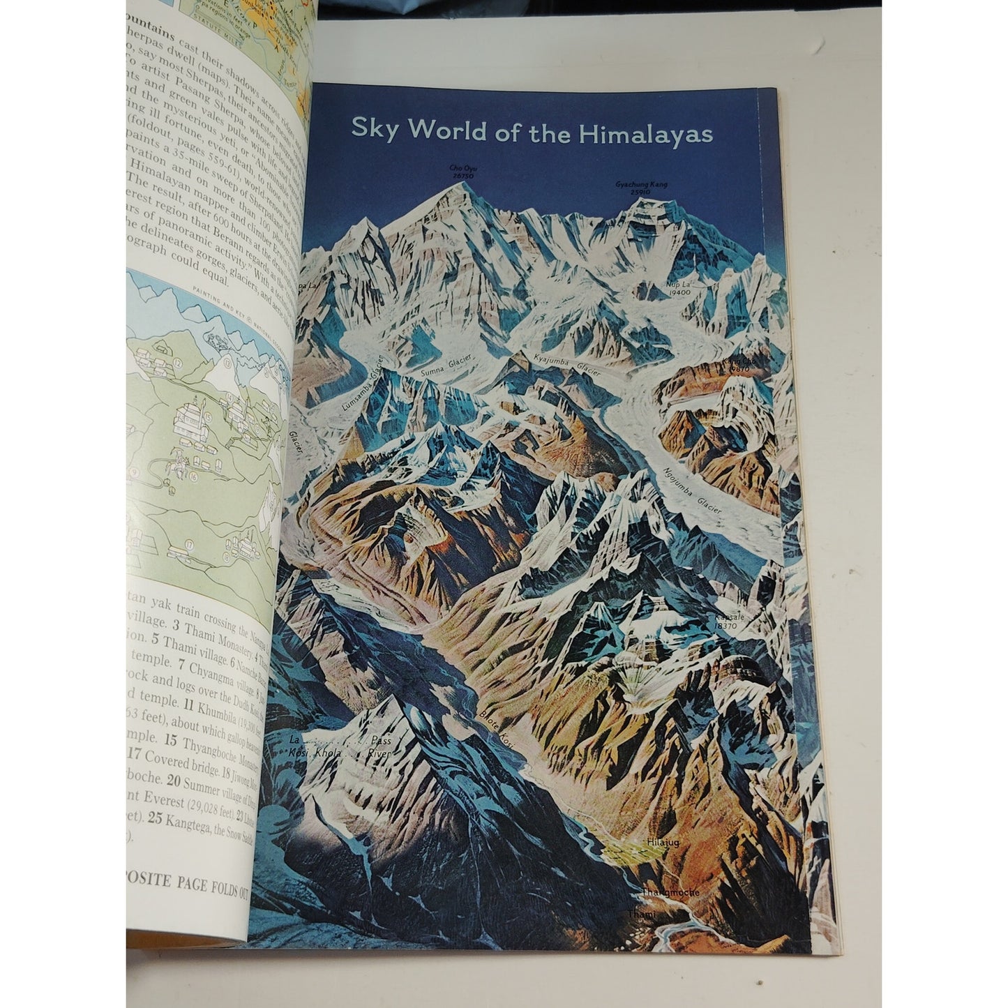 National Geographic Magazine October 1966 Nepal, Moon Photos & Caribbean Sailing
