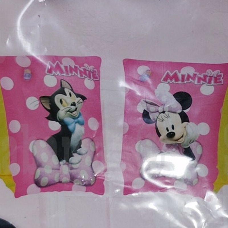 Minnie Mouse Inflatable Arm Floats – Licensed Disney Junior Kids Pool Floaties
