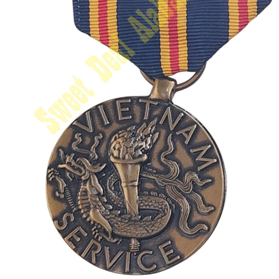Vietnam Civilian Service Award Pin Medal 1-1/4"D, Ribbon 1-3/8"W Overall 2-7/8"H