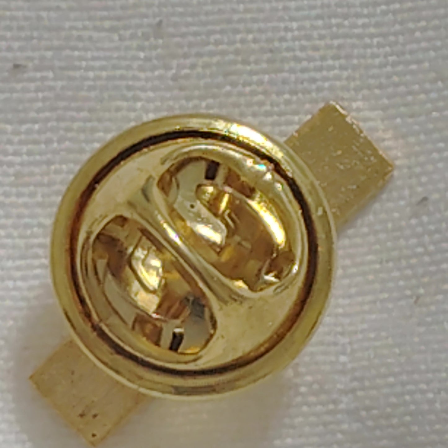 Miniature U.S. Navy Distinguished Service Medal Ribbon Bar Pin, 11/16" × 1/8"