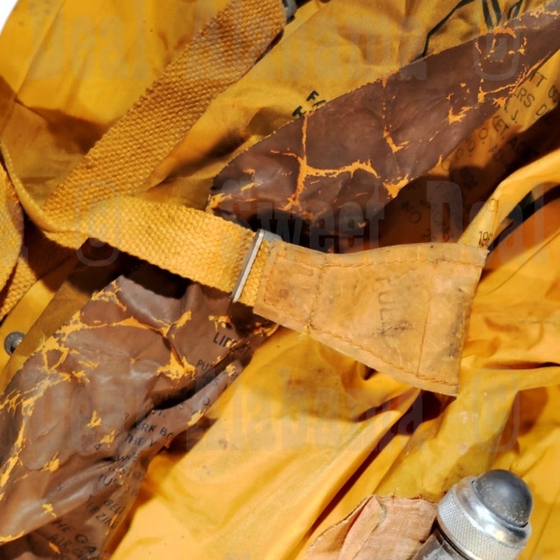 1962 Life Jacket – Garrett Corp. AD-43, Vietnam Era, US Aviation Survival Gear