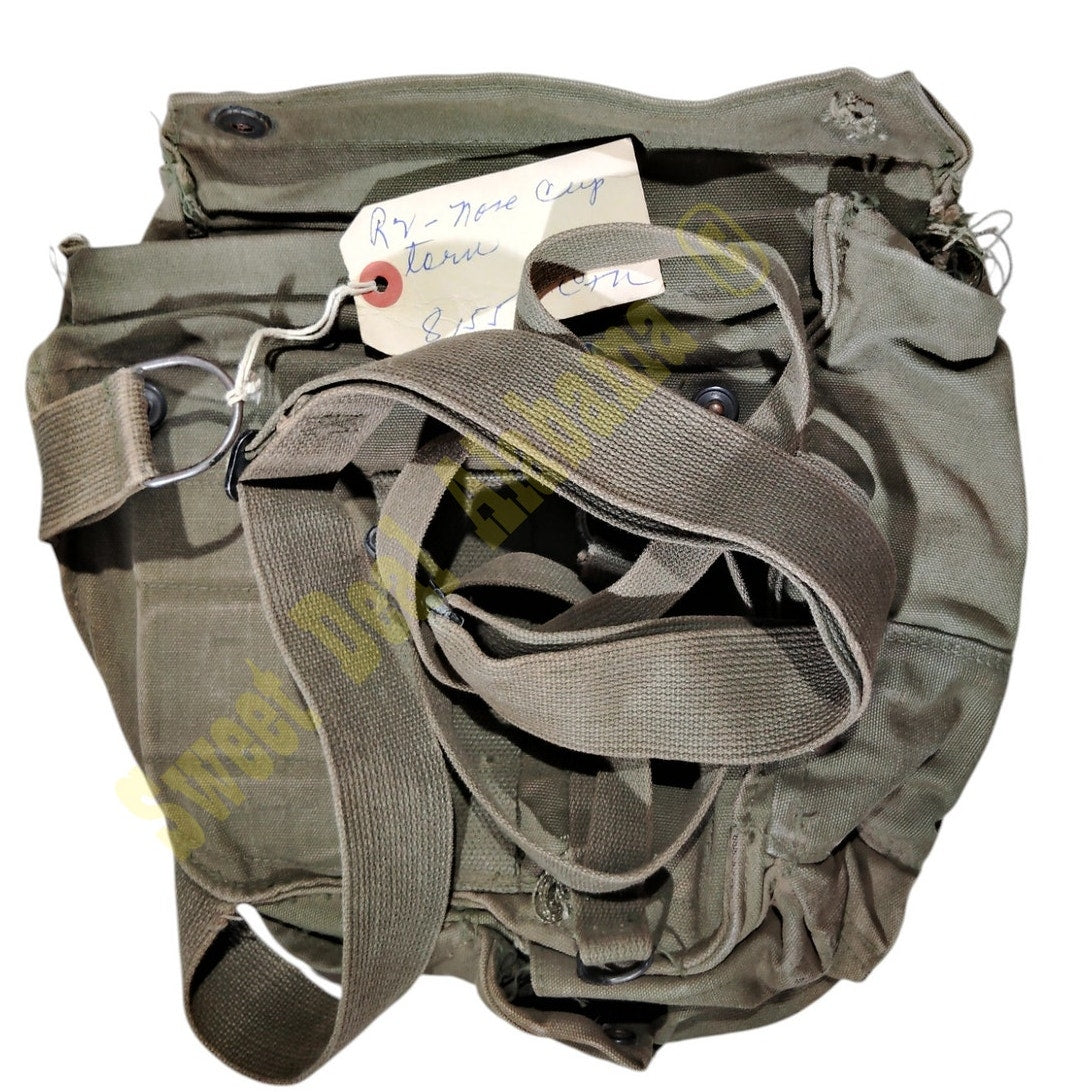 1960/70's Era, US M17 Mask Protective Carrier Bag w/ Straps, Military, Green