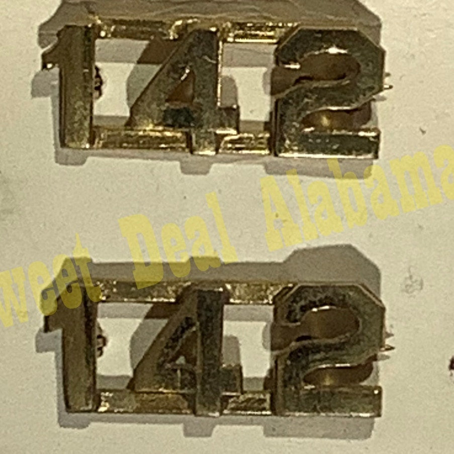 Early/Mid 1900s Brass C-Clasp "142" Collar Device 3/8"H Hat / Lapel Pins Set