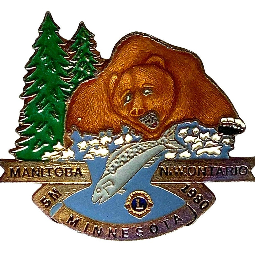 1980 Lions Club Int. Manitoba Minnesota N.W. Ontario District 5M Bear & Fish Pin