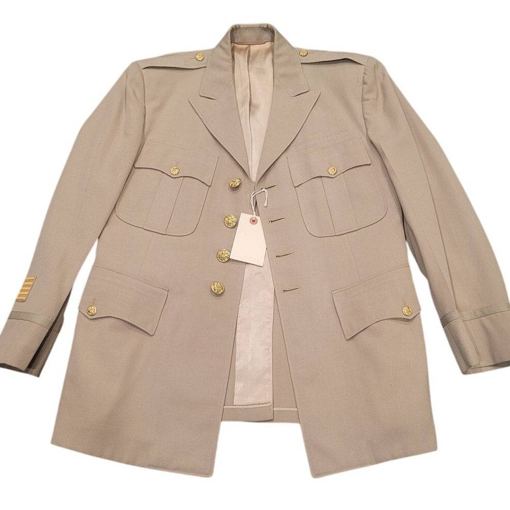 1958 U.S. Officer Jacket – Tropical Wool – Size 40R – Lowe Tailors Annapolis MD – 5 Service Stripes – Jacket Only
