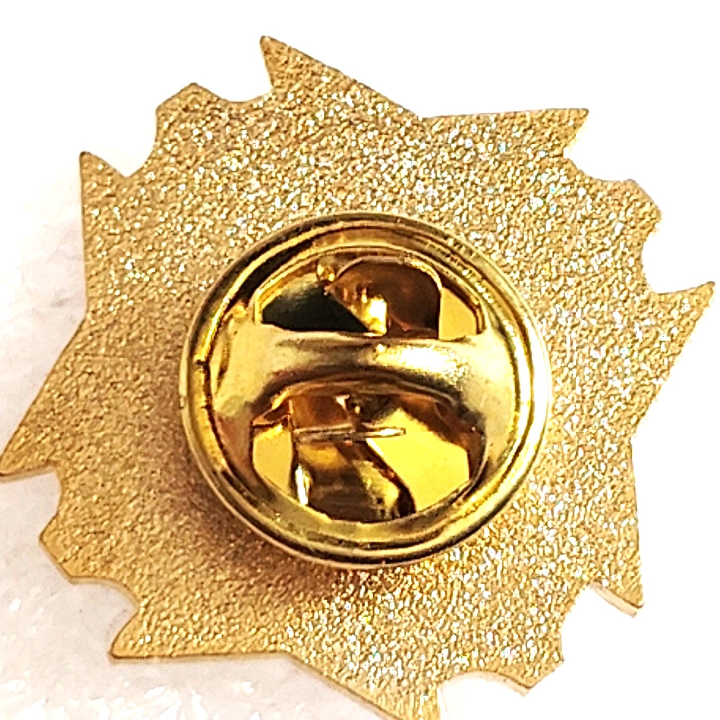 VFW Cross of Malta Veterans of Foreign Wars Pin 7/8" × 7/8"