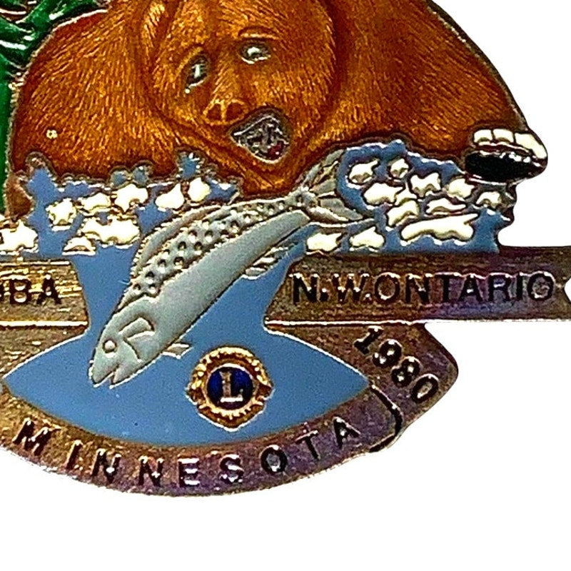 1980 Lions Club Int. Manitoba Minnesota N.W. Ontario District 5M Bear & Fish Pin