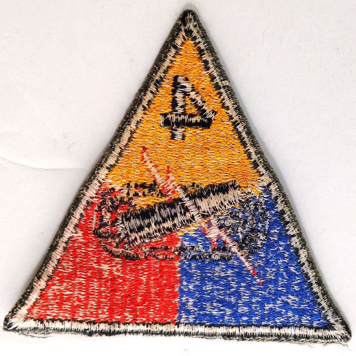 Vintage US Army 4th Armored Division Embroidered Patch WWII 3‑3/8 × 3‑1/2 Sew‑On