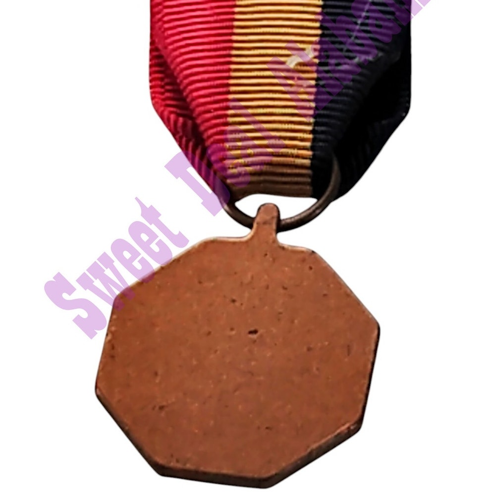 Navy and Marine Corps Mini Medal (3/4"D) Ribbon (3/4"W) Overall (2-1/4"H)