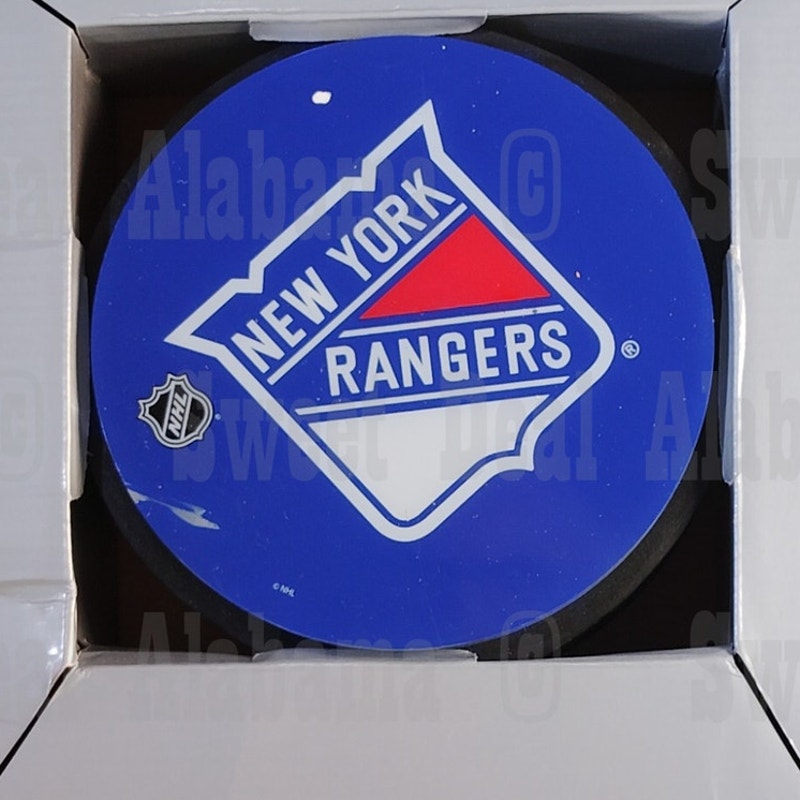 New York Rangers Floating & Glow-in-the-Dark Hockey Puck, NIB w/ Imperfections