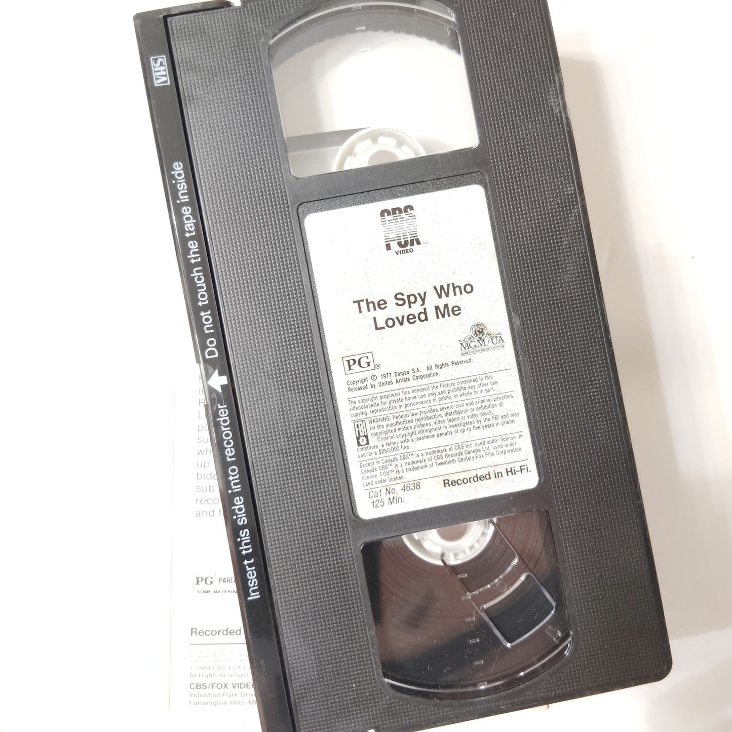 The Spy Who Loved Me VHS 1984 Roger Moore James Bond Action