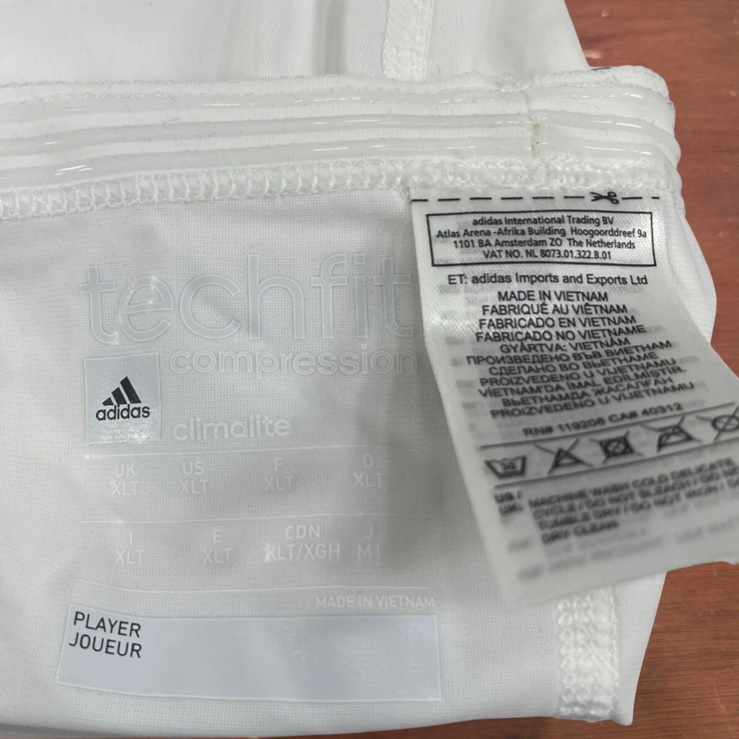 Adidas Techfit Padded Compression Arm/Elbow Sleeve – White – XLT