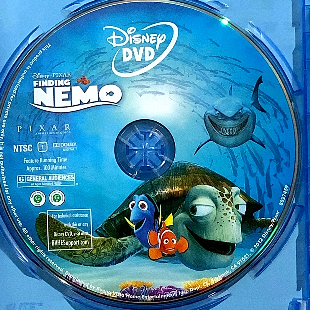 Finding Nemo, Three-Disc Collector's Edition, 2012 Blu-Ray + DVD, Animated Fun