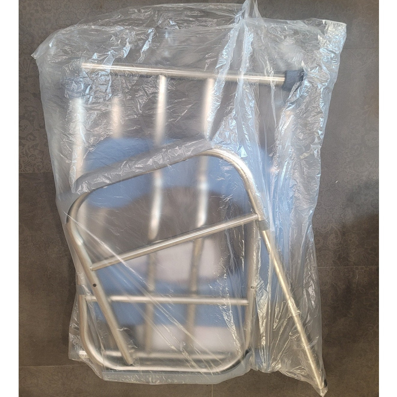 Raised Toilet Seat w/ Handles Large 400lb Commode Chair Fits Any Toilet