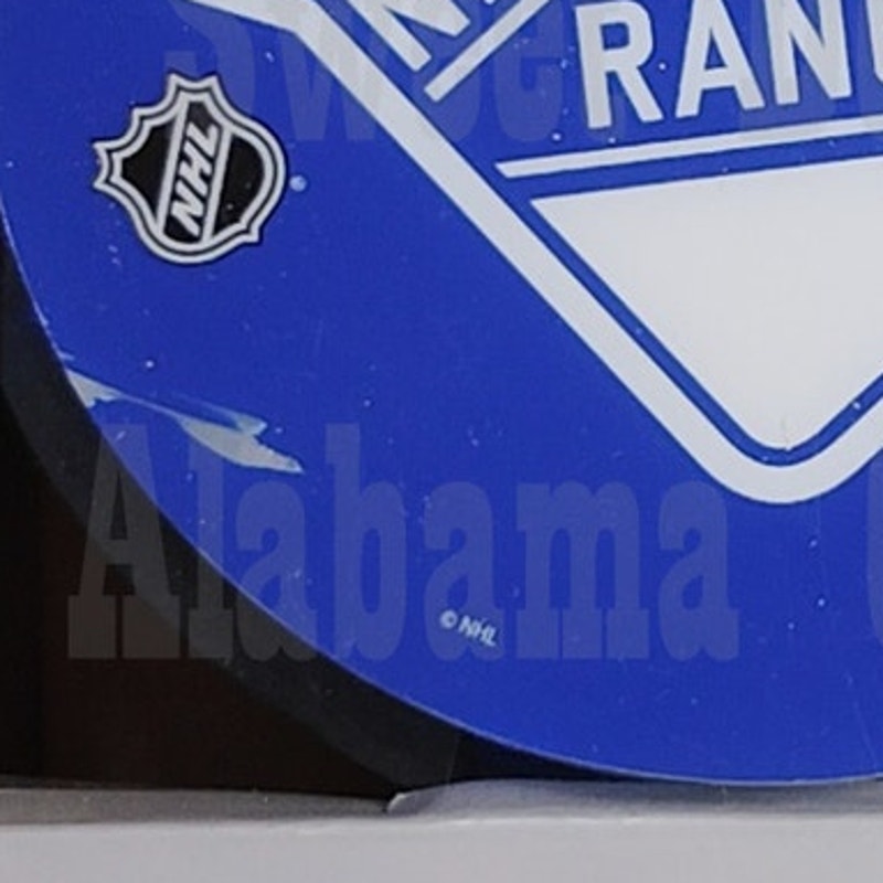 New York Rangers Floating & Glow-in-the-Dark Hockey Puck, NIB w/ Imperfections
