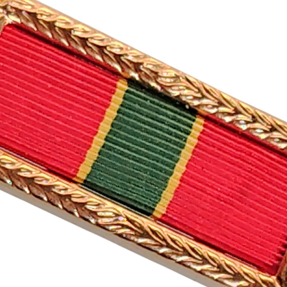 Lapel / Hat Pin - Army Superior Unit Citation Ribbon w/ Frame, Clutchback Pins