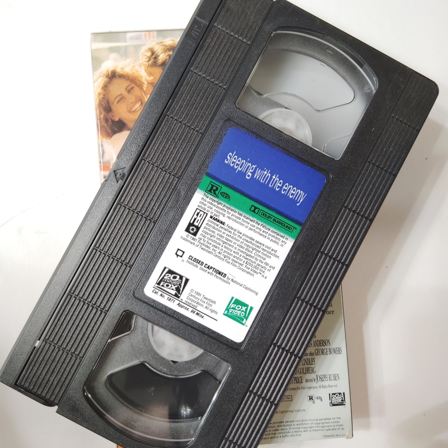 Sleeping With the Enemy VHS 1991 Julia Roberts Thriller