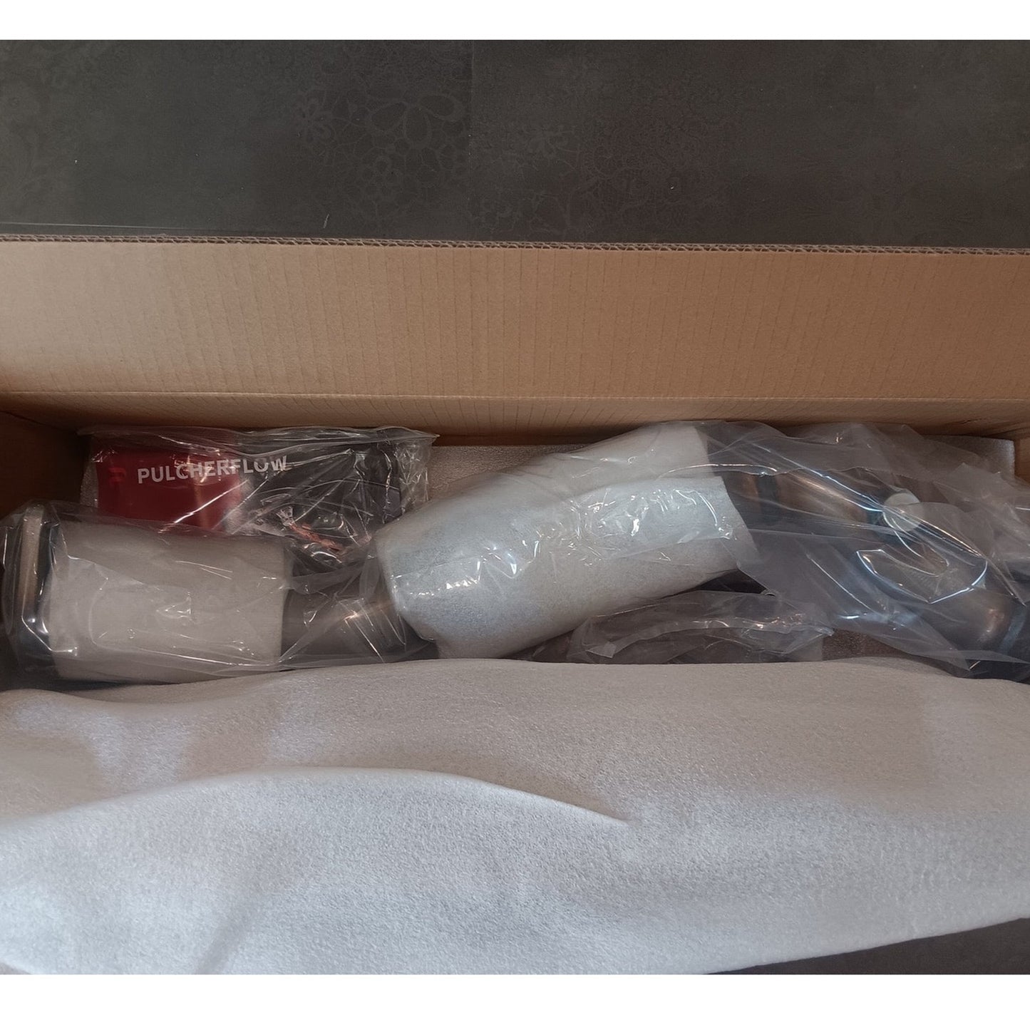 Pulcherflow N/JIE/D171022 Universal Catalytic Converter – EPA Compliant Stainless Steel, Flex Pipe