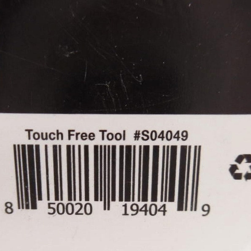 SpaRoom Touch Free Tool Keychain to Open Doors, Press Buttons and Switches