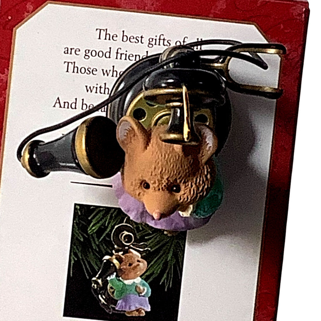 2PK Hallmark 1999 Keepsake Ornaments, Friendship Hello Hello MPN: QX6777 / 06777