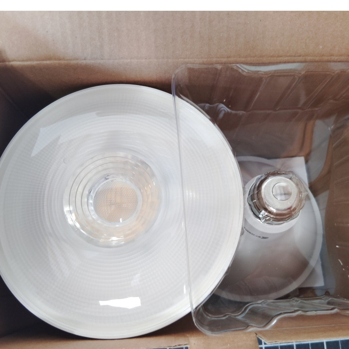 14.5W / 120W PAR38 Dimmable Energy Star Flood LED Light Bulb Daylight (2-Pk)
