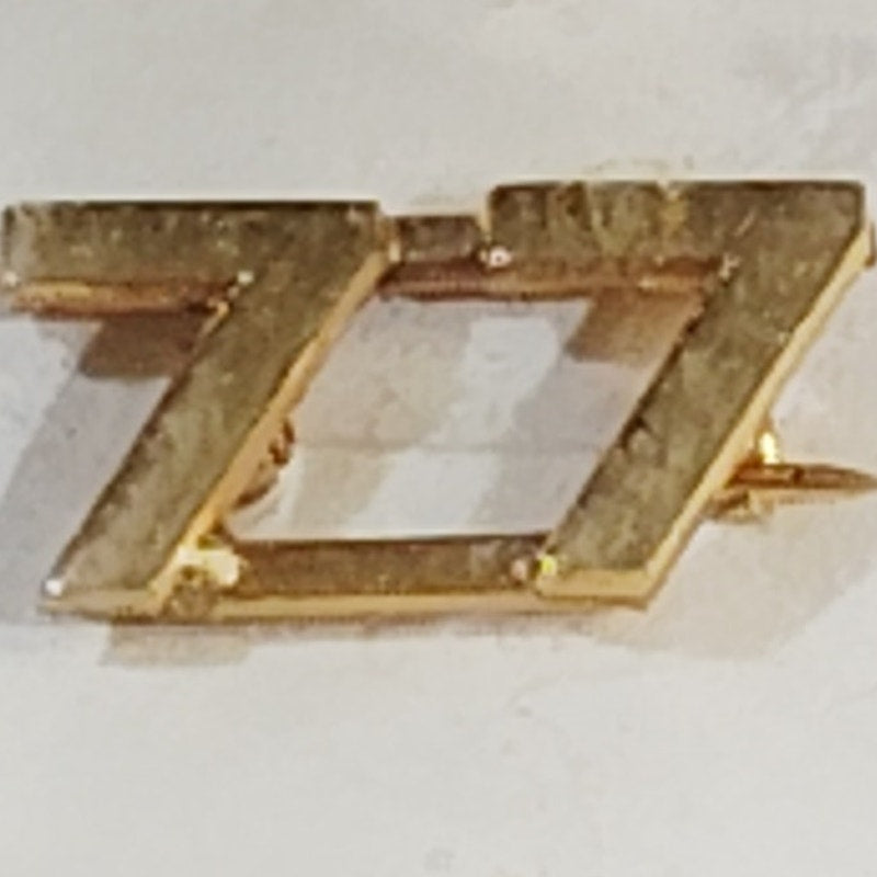 Early/Mid 1900s Brass C-Clasp "77" Collar Device 3/8"H Hat / Lapel Pin