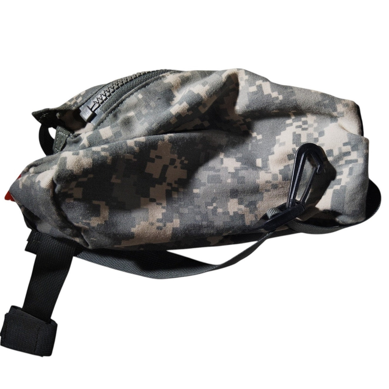 Air Warrior Blower Pouch, ACU Digital Camo, P/N 1005829-1, Unused Issued Item, NSN: 8415-01-514-1075