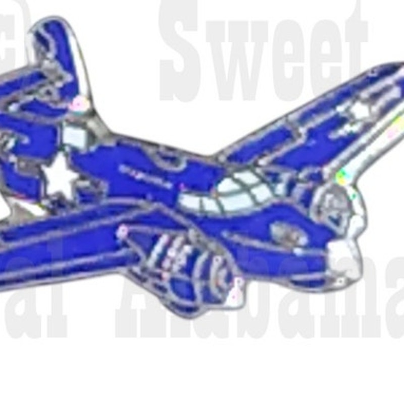 PV-2 Harpoon Plane Hat, Lapel, or Vest Collectors Pin 1-1/8"W x 5/8"H